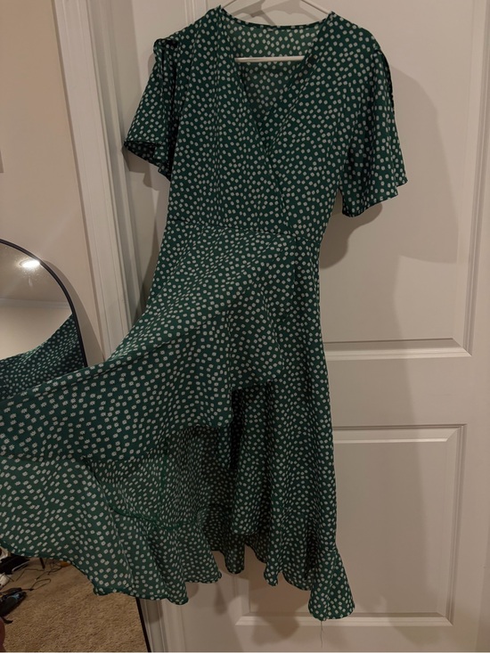 Dresses & Skirts - Green flowy Floral Wrap Midi Dress | Ruffle Hem | Cottagecore | Size